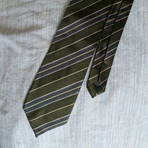 Banana Republic Tie, made in Italy